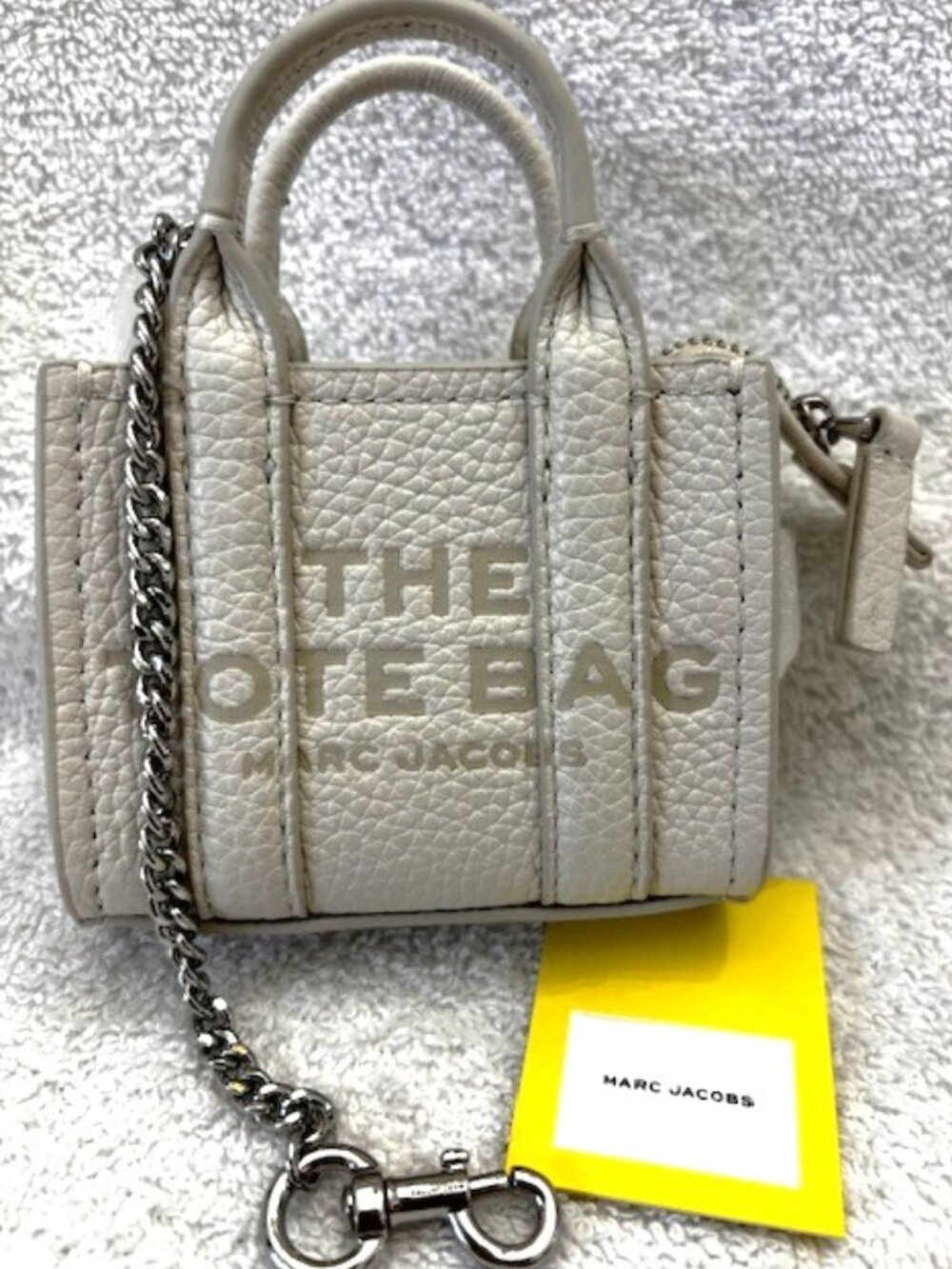 Marc Jacobs Nano The Tote Bag pebble leather bag charm NWT